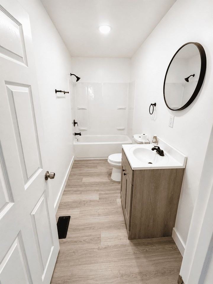 1546 W 1st St #NA - Photo 6 of 18