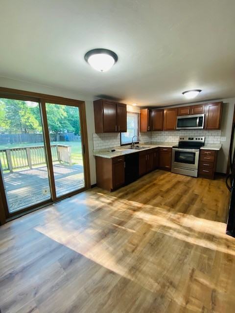 Regina St #2710 - Photo 3 of 11
