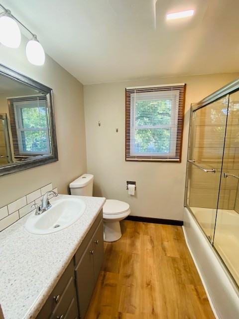 Regina St #2710 - Photo 7 of 11