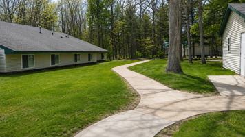 featured image of 723 E Lansing