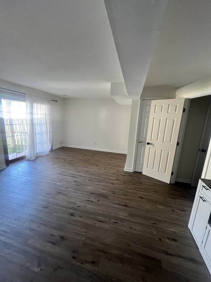 2665 Mcguffeys Ct #BS - Photo 5 of 20