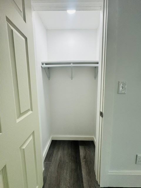 721 Lisbon St #1A - Photo 7 of 14