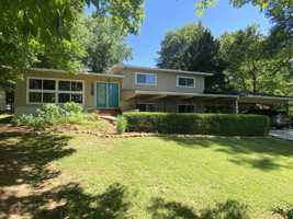 featured image of 6686 Ridge Moore Dr #NA