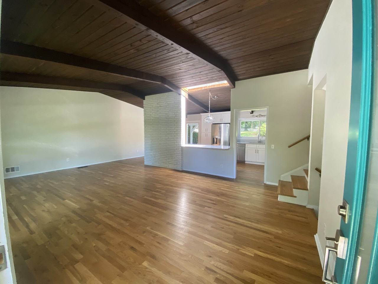 6686 Ridge Moore Dr #NA - Photo 4 of 28