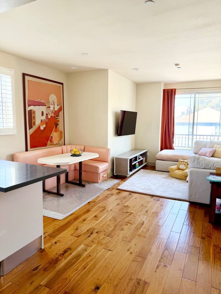 848 Irolo St #205 - Photo 2 of 9