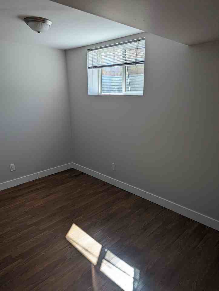 729 67 Ave Sw - Photo 7 of 7