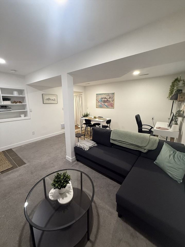 2329 Spiller Rd Se - Photo 2 of 12