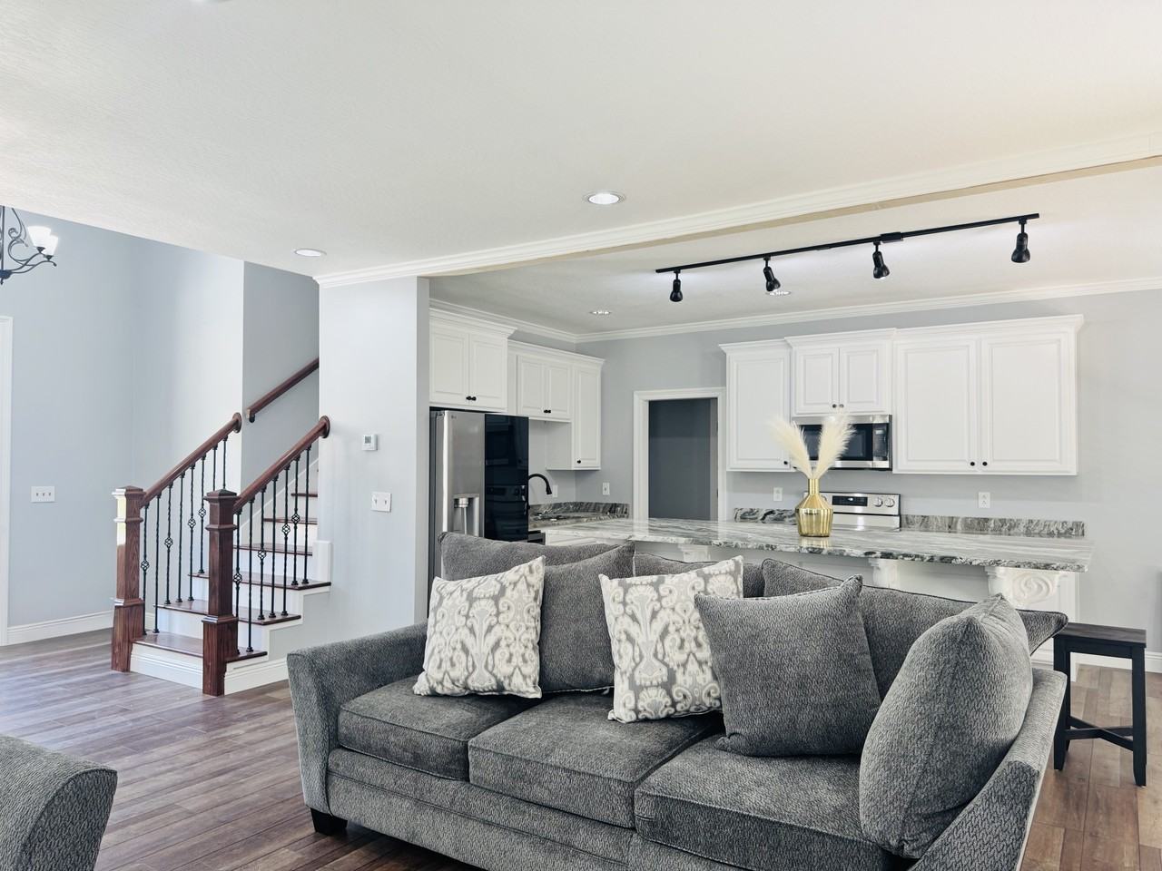 123 Grovewood Dr #NA - Photo 3 of 9