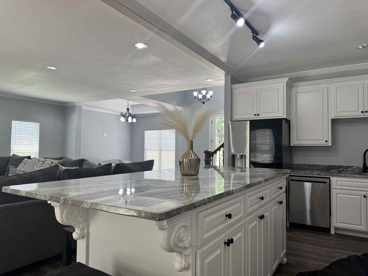 123 Grovewood Dr #NA - Photo 4 of 9