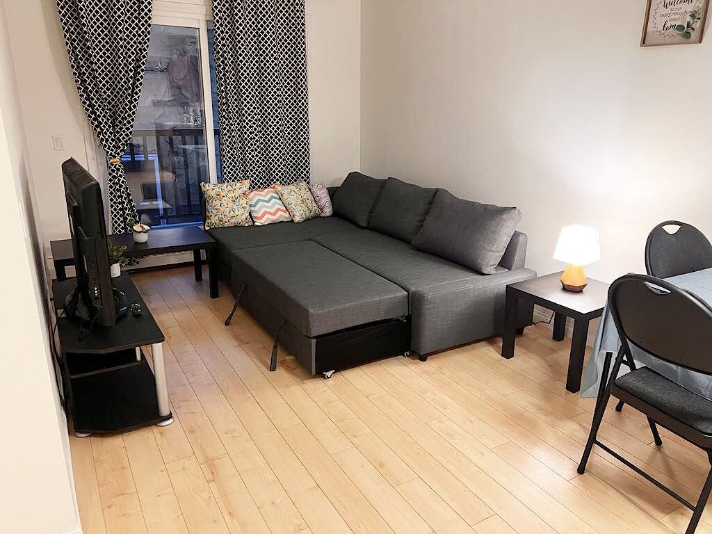 4311 -4311 73 St Nw - Photo 2 of 13
