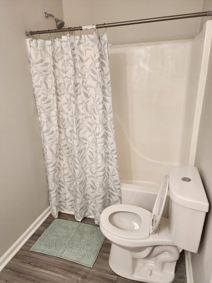 2321 Ewing St Sw #B - Photo 2 of 5