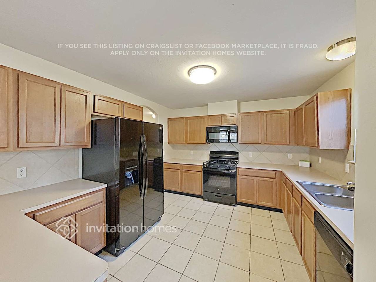 15802 Parmley Creek Ct - Photo 7 of 17