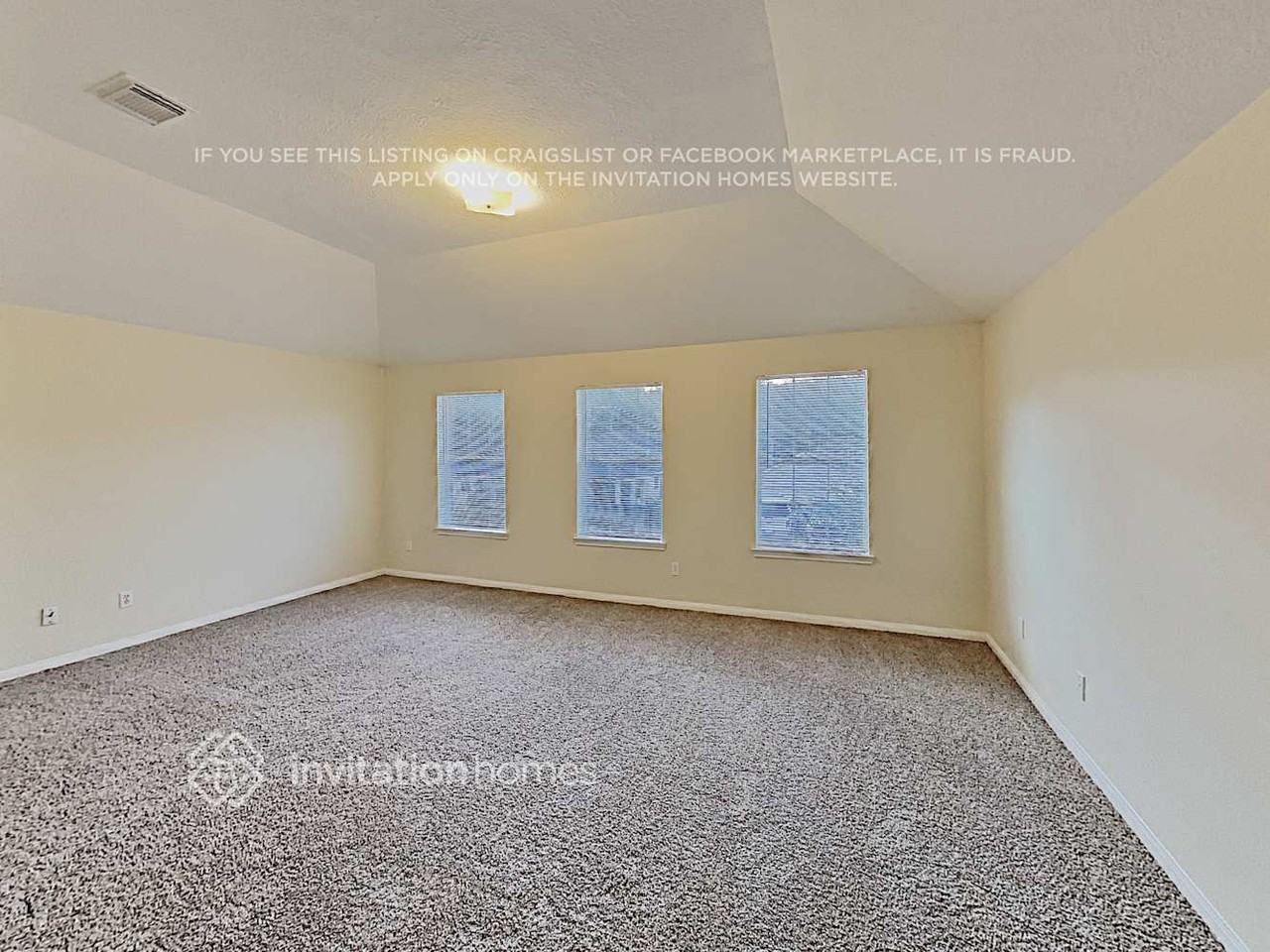 15802 Parmley Creek Ct - Photo 5 of 13