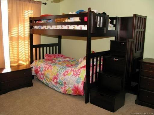 16 Holly Ln #16 - Photo 5 of 8