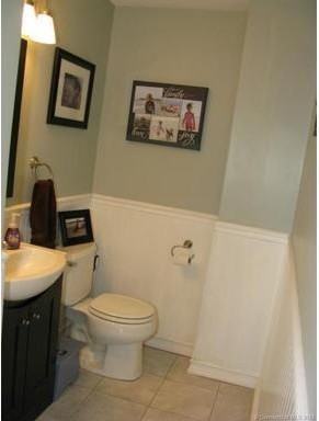 16 Holly Ln #16 - Photo 7 of 8