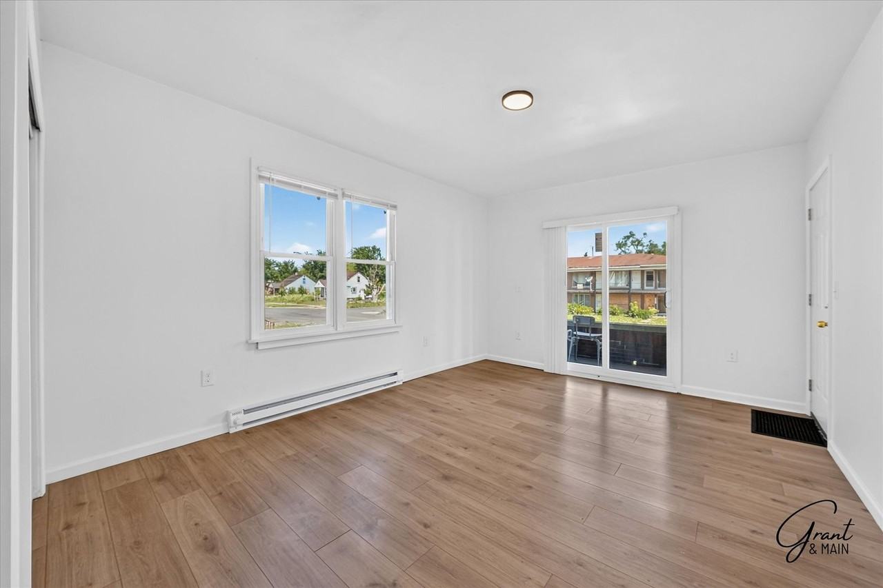 12932 Greiner - Photo 3 of 16