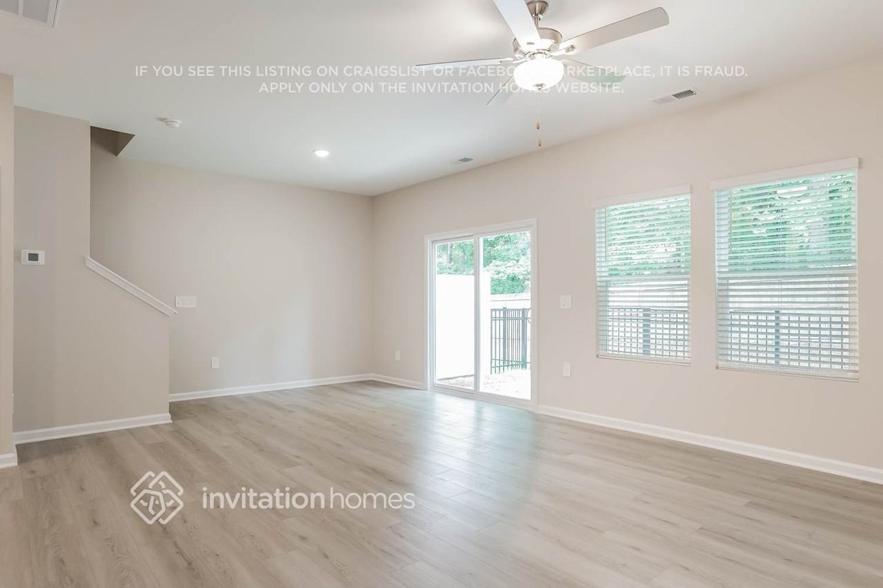 1175 Greenville Way - Photo 4 of 17