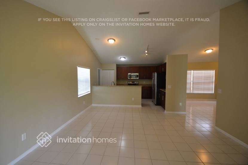 5602 Aspen Ridge Cir - Photo 4 of 11