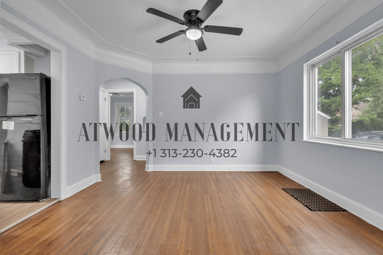 14867 Hubbell St - Photo 5 of 19