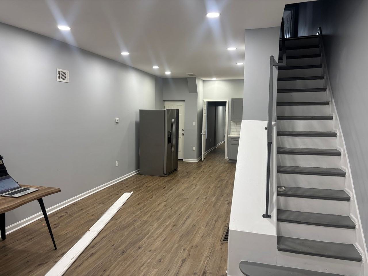 954 N 50th St - Photo 3 of 11