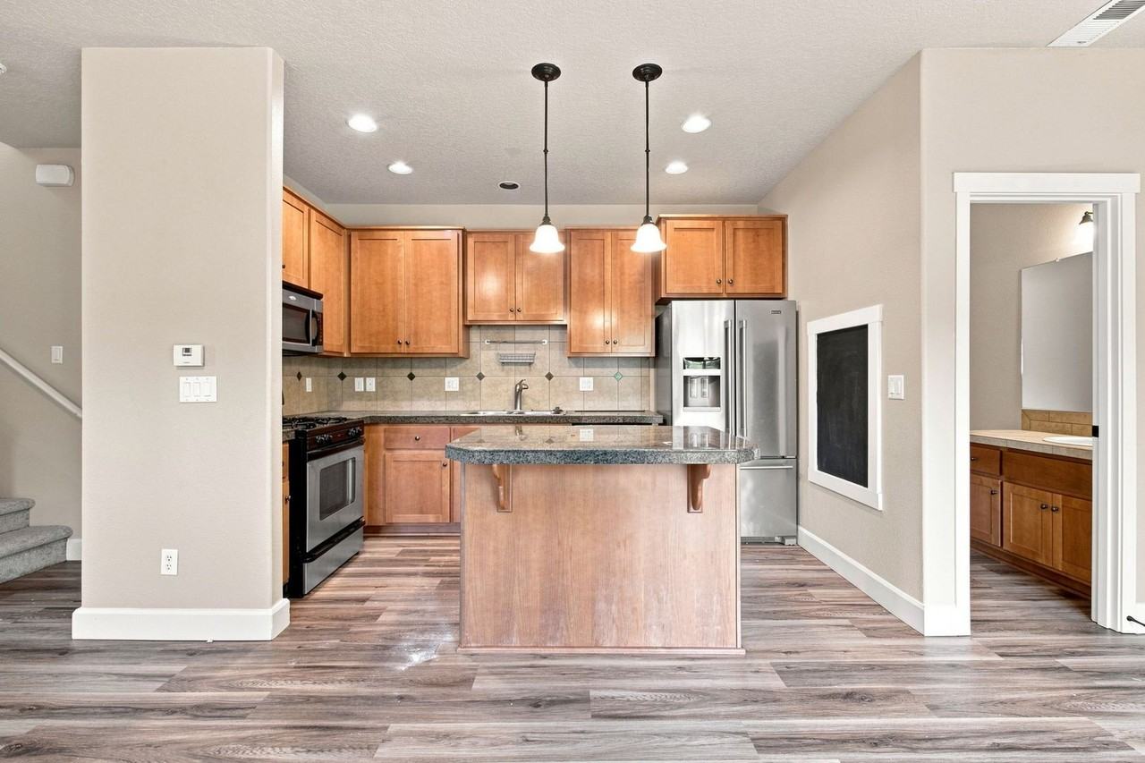 14174 Murren Way - Photo 7 of 43