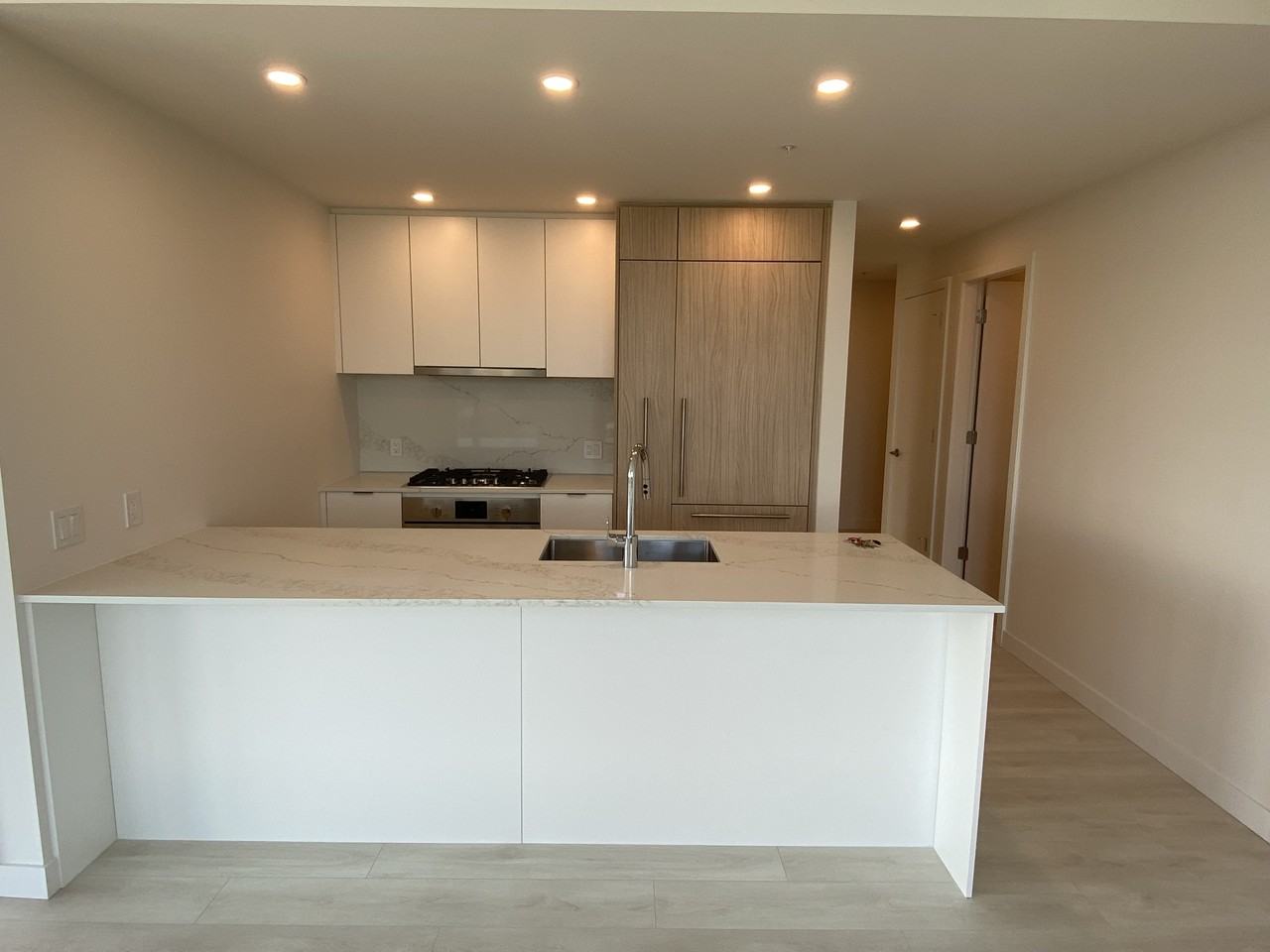 537 Cottonwood Avenue #1602 - Photo 2 of 7