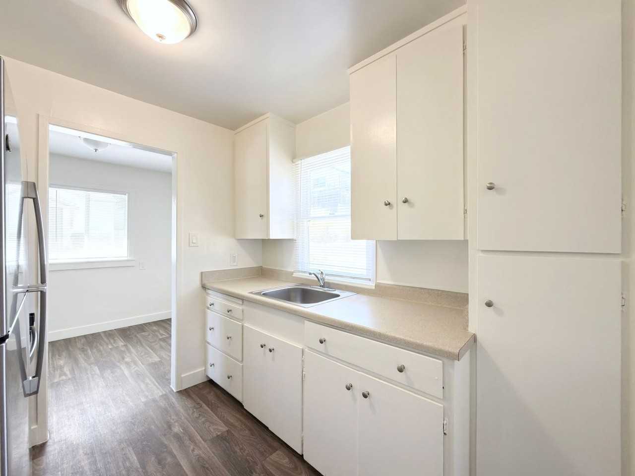 316 Washington St - Photo 7 of 15