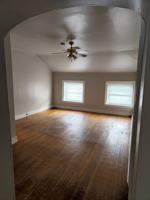 featured image of 450 E King St