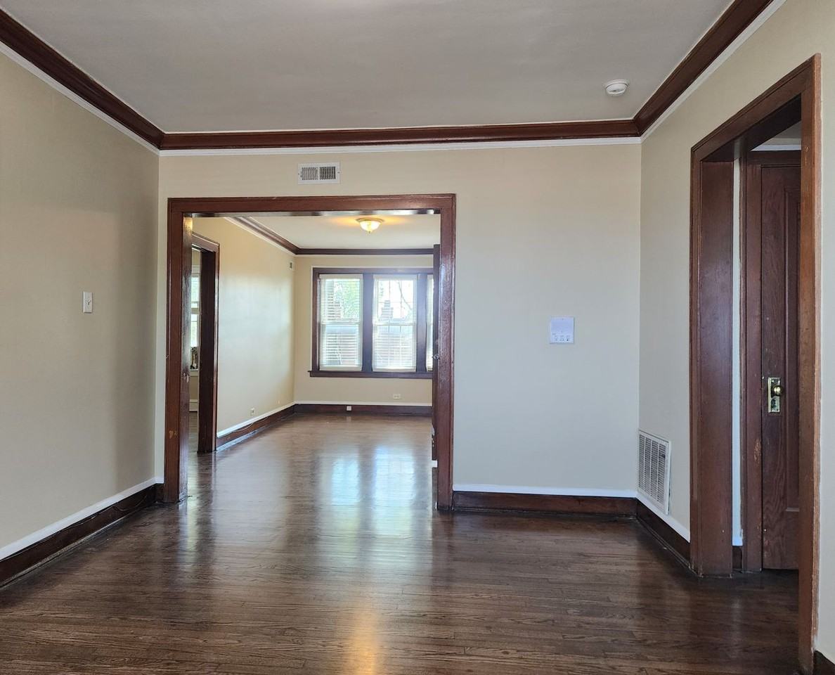 1501-1503 N. Kolin/4316-4322 W. LeMoyne - Photo 5 of 14