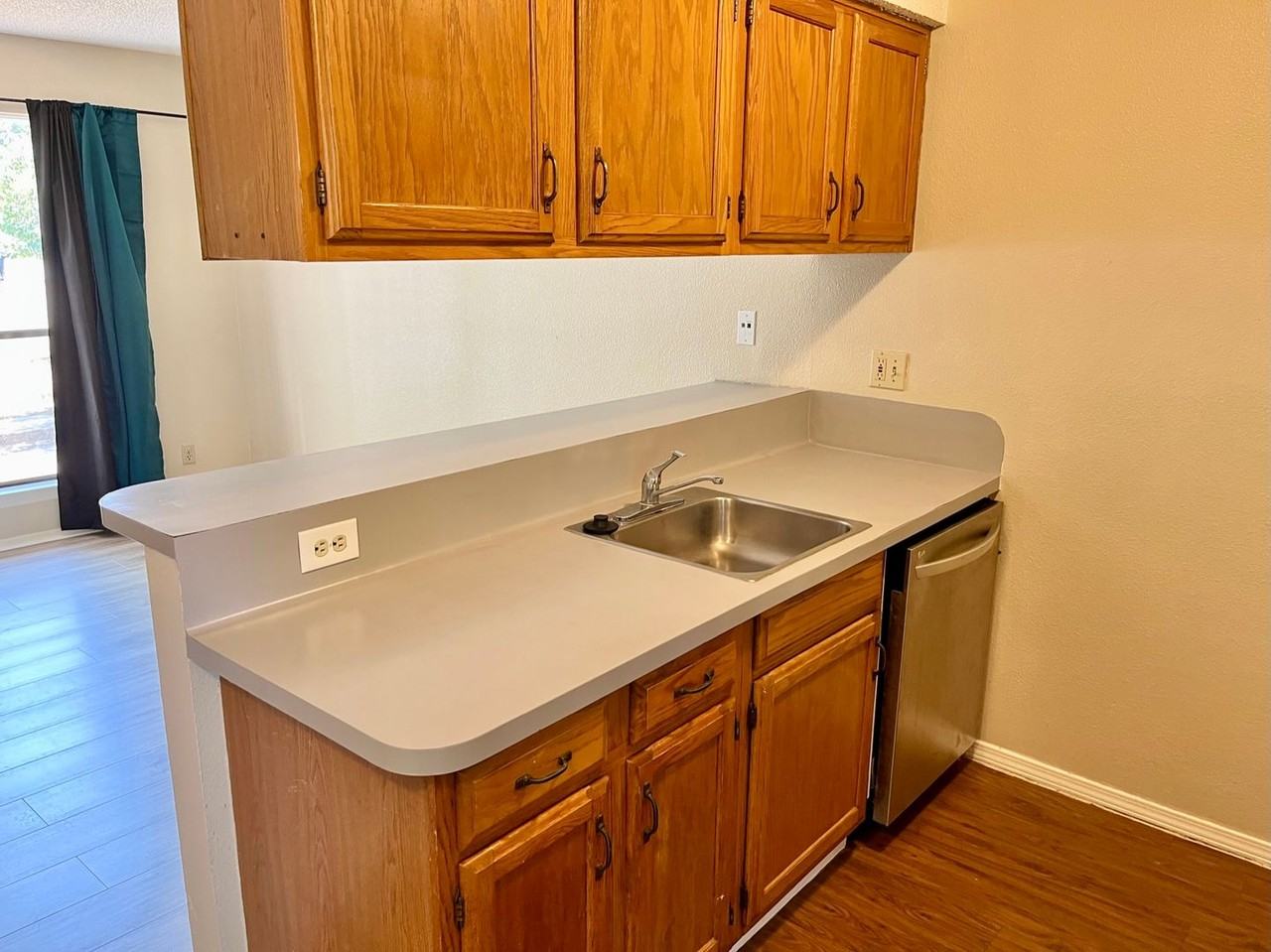 112 Hillside Cv - Photo 6 of 20