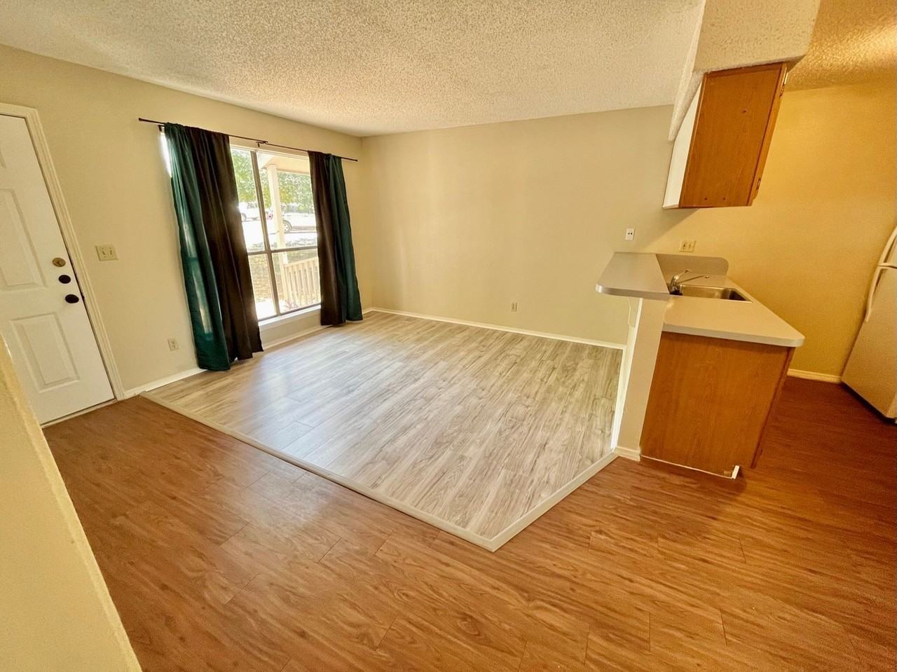 112 Hillside Cv - Photo 7 of 20