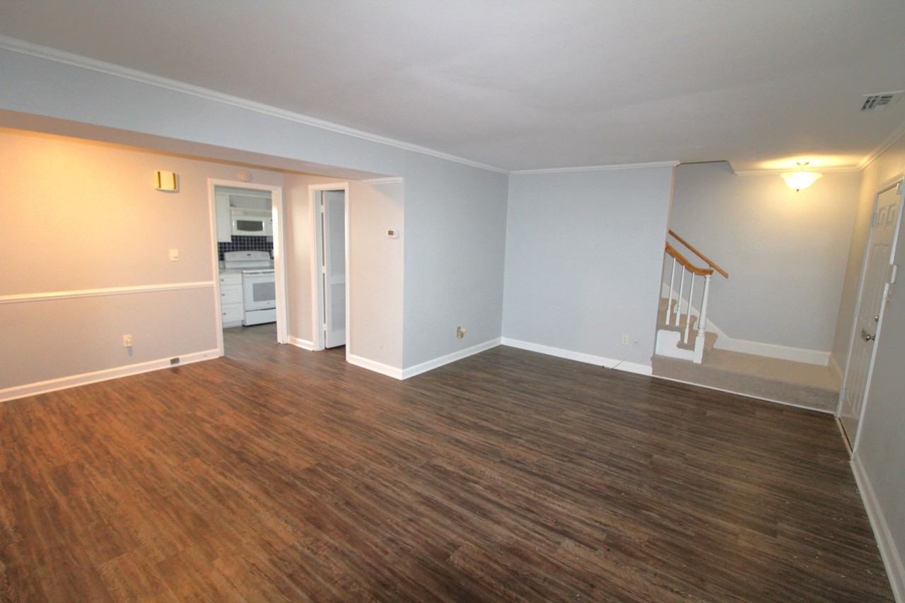 6424 Old Pineville Rd #A - Photo 4 of 24