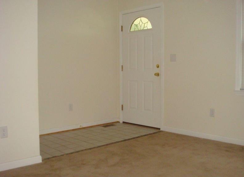 818 13th St - Photo 3 of 7