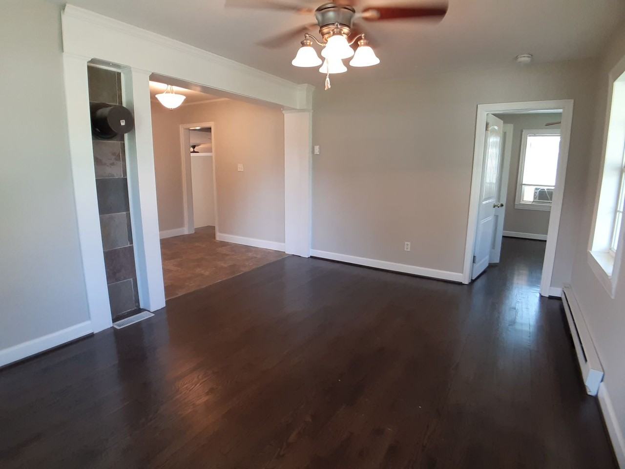 6711 Oxford Ave - Photo 2 of 13