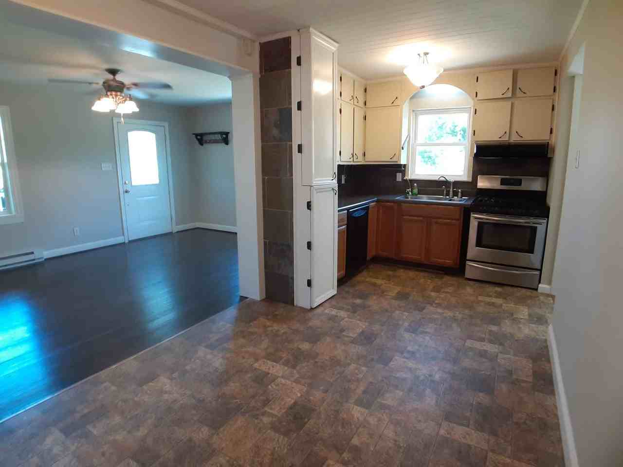6711 Oxford Ave - Photo 5 of 13