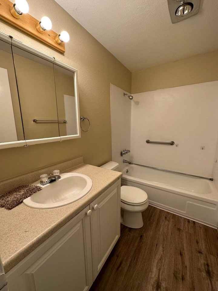 18770 Nw Shadow Ln - Photo 5 of 5