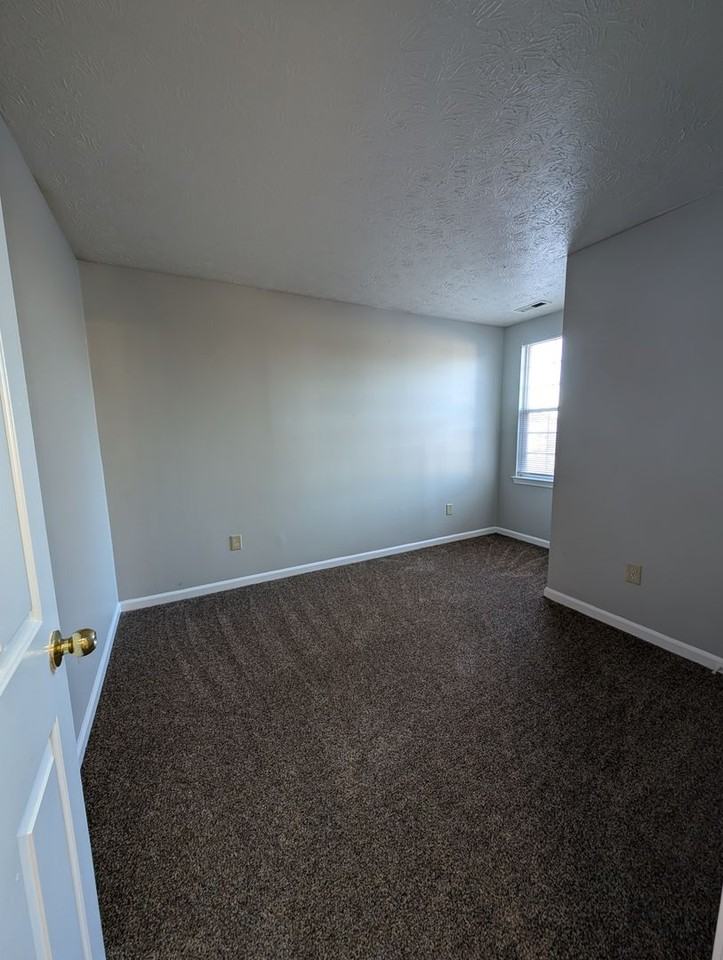 3024 Percheron Ln - Photo 6 of 11
