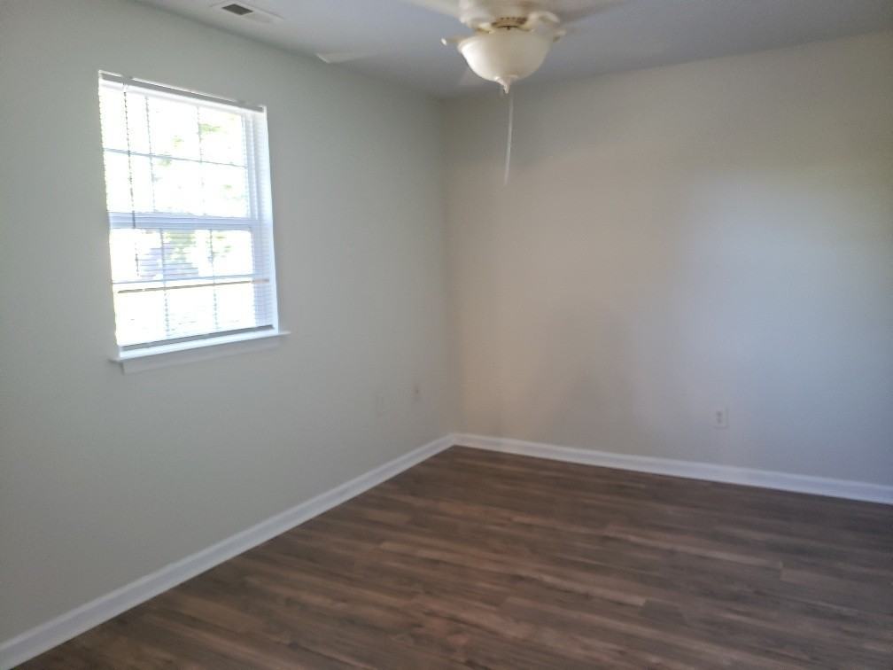 316 Kentucky Dr - Photo 6 of 6