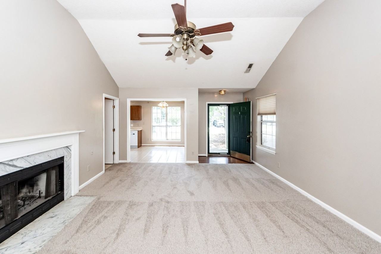 8408 Battle Forest Dr - Photo 7 of 27