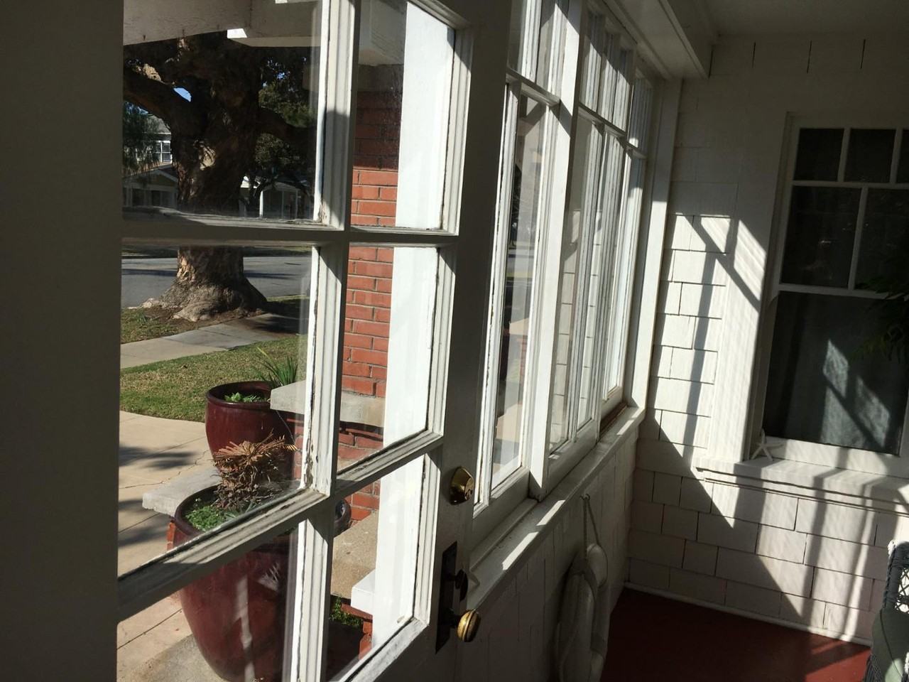 The Griffith House - Photo 7 of 10