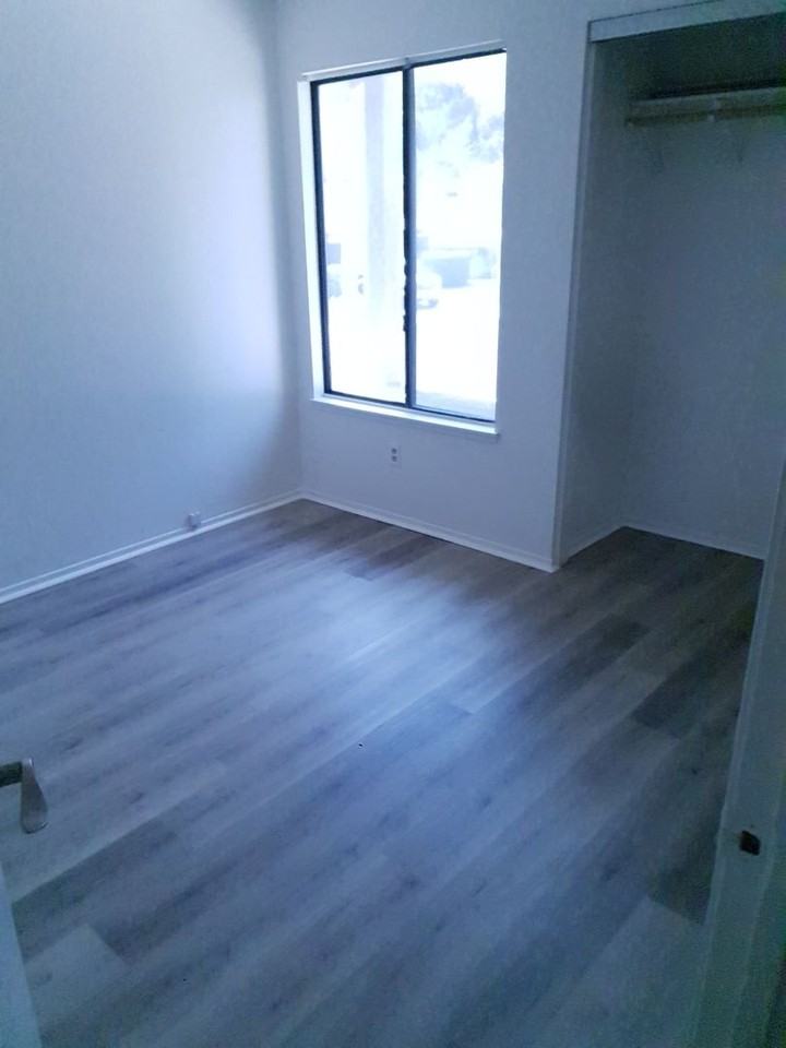 10380 Crossing Green Cir - Photo 3 of 14