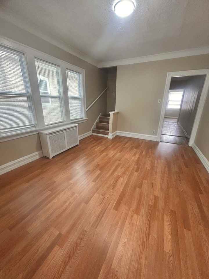8740 S Justine St - Photo 7 of 25