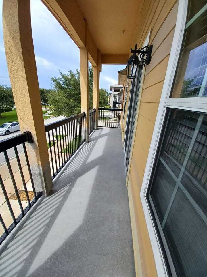 1642 Scarlet Oak Loop - Photo 2 of 7