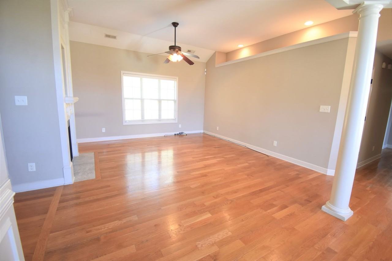 3871 Glencorra Dr - Photo 6 of 24