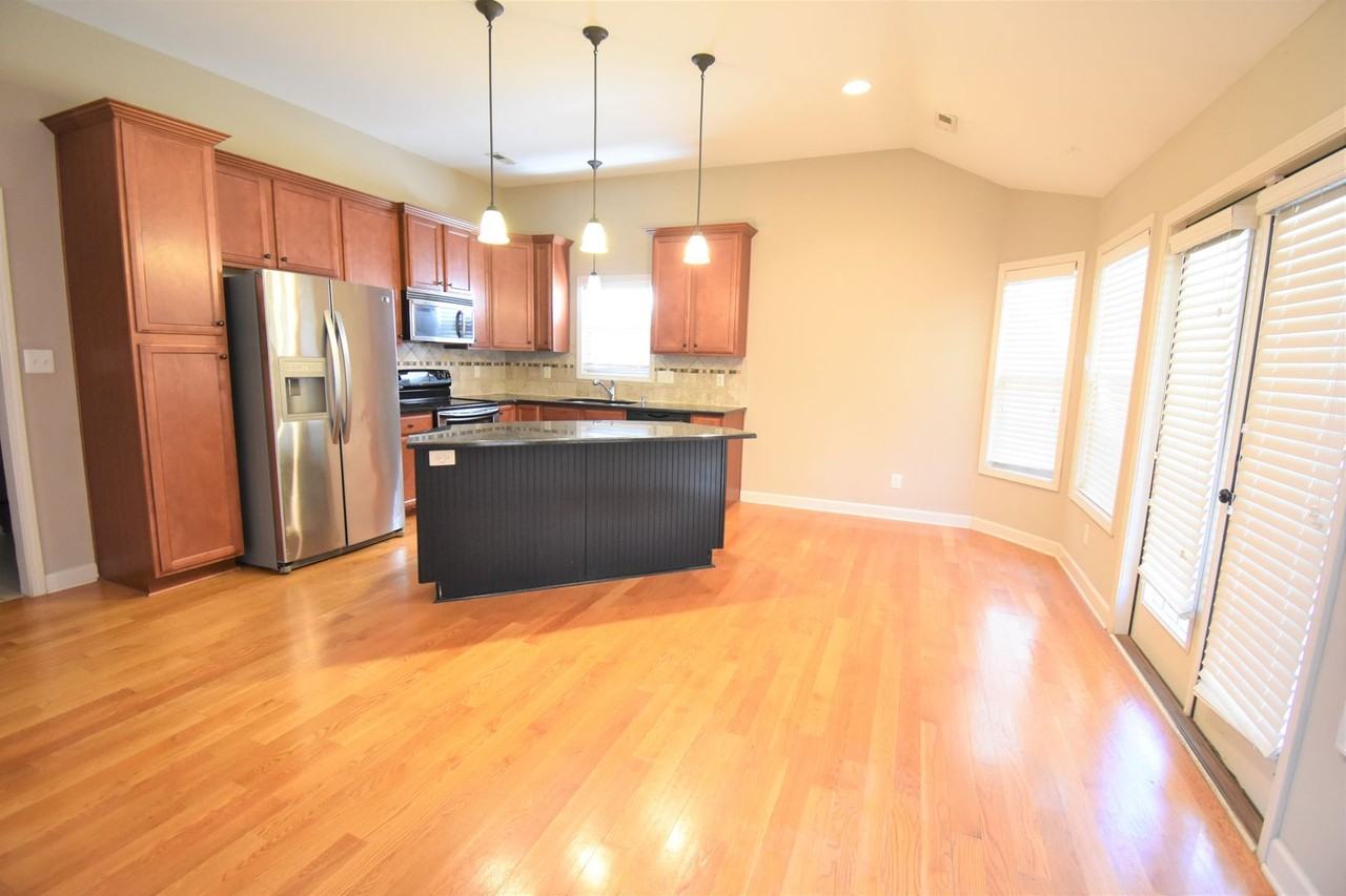 3871 Glencorra Dr - Photo 7 of 24
