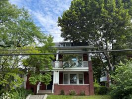 featured image of 10 S Main Ave