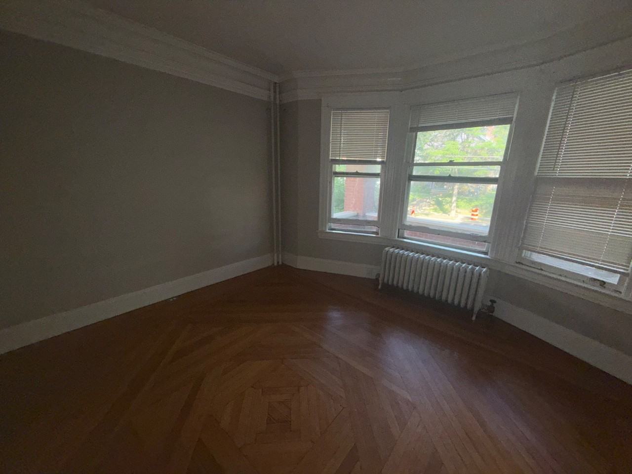 10 S Main Ave - Photo 4 of 11