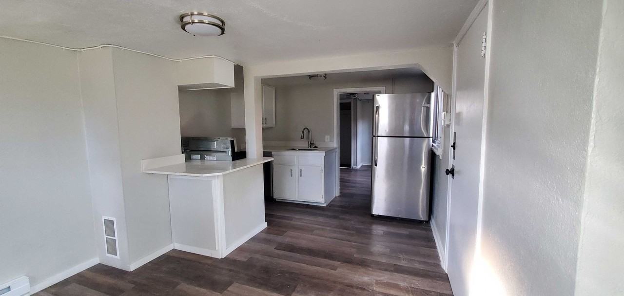 2153 N Lafayette St - Photo 7 of 10