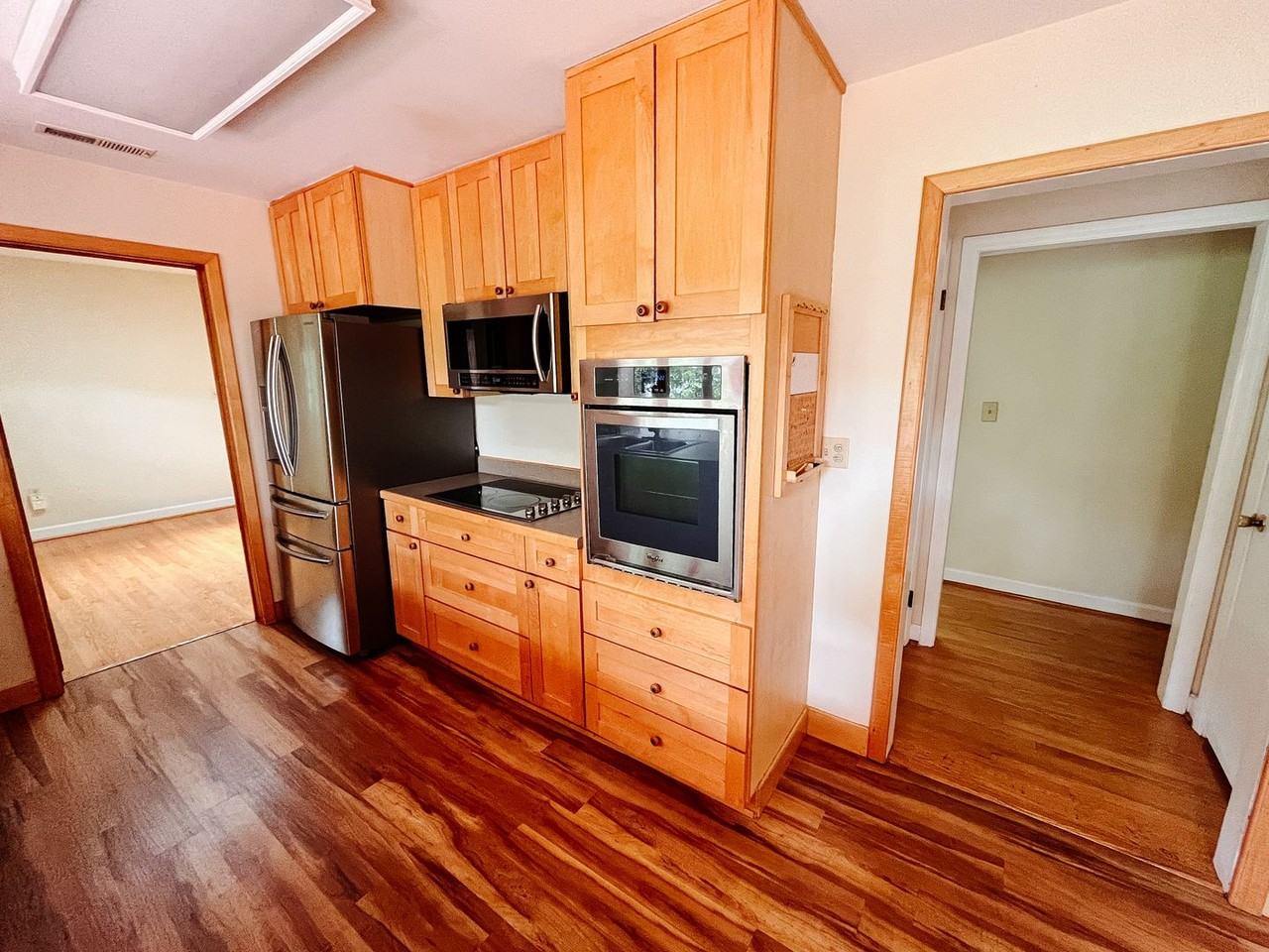 307 Cork Dr - Photo 2 of 13