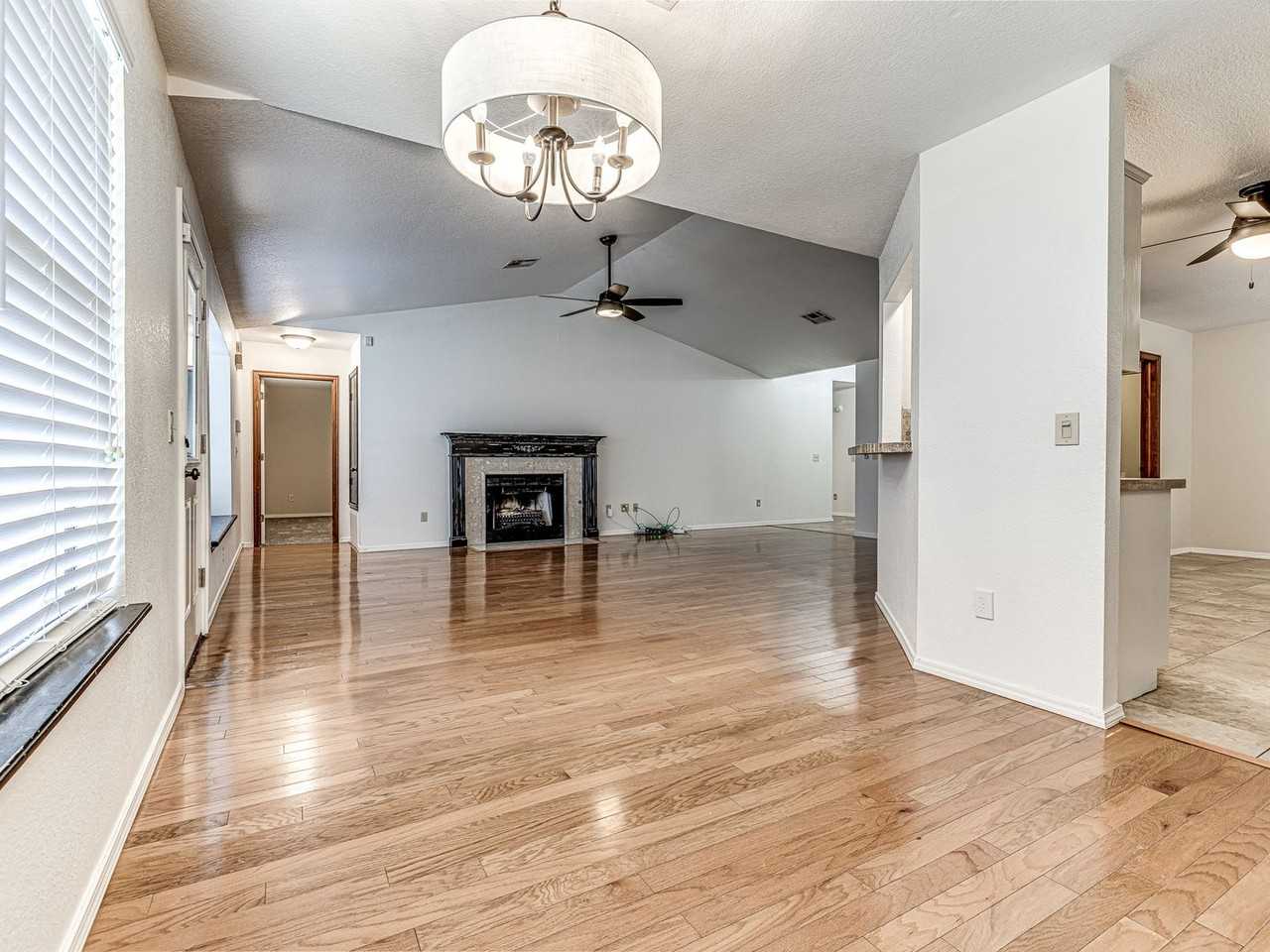 508 Old Bugle Rd - Photo 7 of 28
